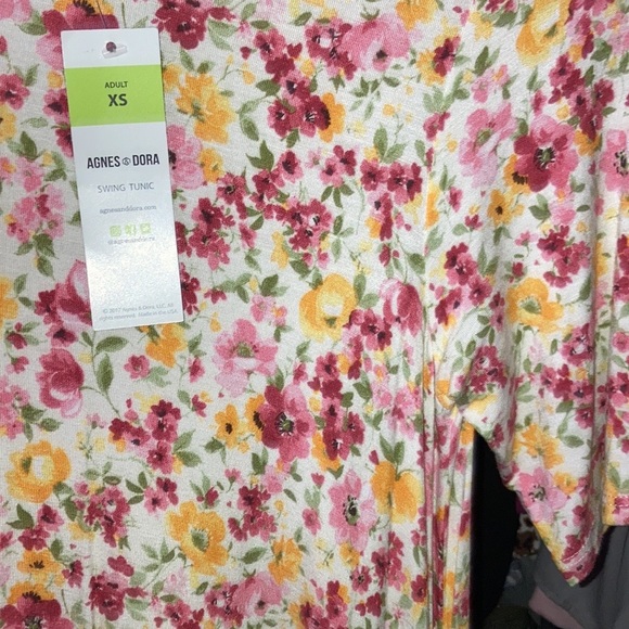 Agnes and Dora Floral tunic - Picture 7 of 10